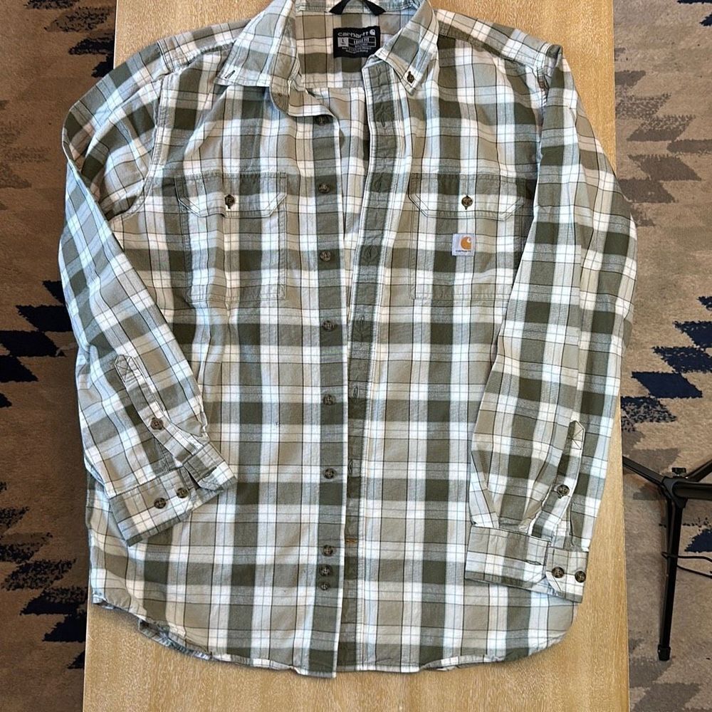 Carhartt Long-Sleeve Loose‎ Fit Midweight Chambray Shirt